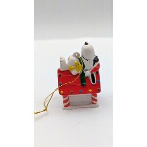 Snoopy & Woodstock On Doghouse Christmas Ornament Vintage Peanuts 3 Inch Dog